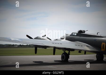 B-17 Flying Fortress am Flügel & Räder Event in Wellesbourne, Warwickshire, UK Stockfoto