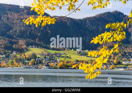 Sankt Gilgen: See Wolfgangsee, Blick auf St. Gilgen, Österreich, Salzburg, Salzkammergut Stockfoto