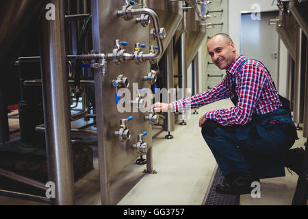 Brauerei Hersteller Anpassung Manometer Stockfoto