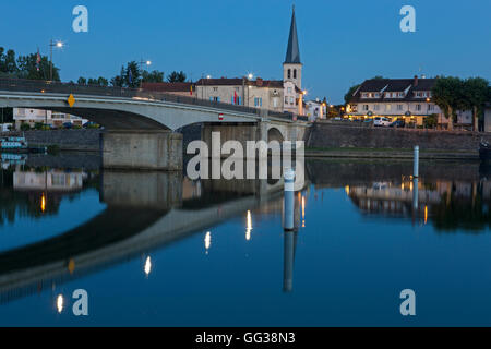 Saint-Jean-de-Losne, Burgund-Kanal, Frankreich Stockfoto