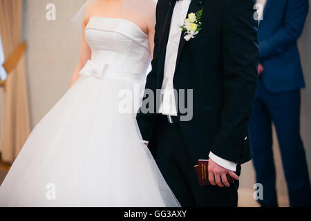 Hochzeitsthema, halten Hände Brautpaar Stockfoto
