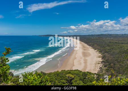 Byron Bay, New South Wales, Australien.  Talg Strand angrenzend an Arakwal Nationalpark. Stockfoto