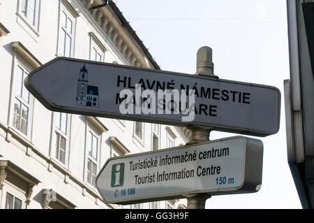 Ein Tourist Straßenschild in Bratislava, Slowakei Stockfoto