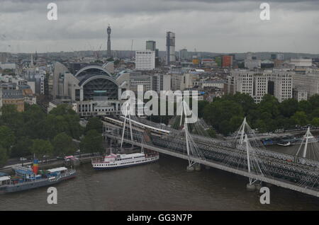 Blick auf die Charing Cross, Westminster und die Themse vom London Eye. London, Vereinigtes Königreich. Stockfoto