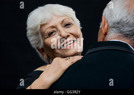 Alte Paare tanzen Stockfoto