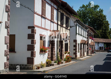 Malerisches Dorf mit Baztan, Navarra, Spanien Stockfoto