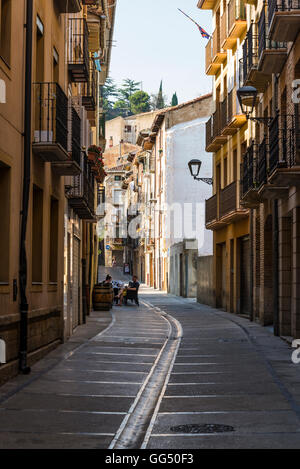 Atmosphärische mittelalterlichen Straße in der Altstadt, Estella, Navarra, Spanien Stockfoto