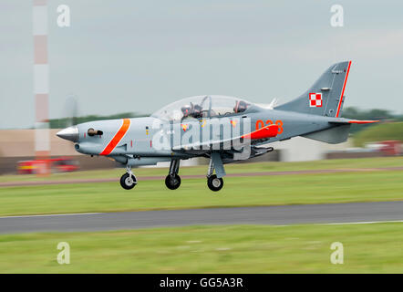 Aerobatic Team "OrliK" polnische Luftwaffe beim Royal International Air Tattoo 2016 Stockfoto