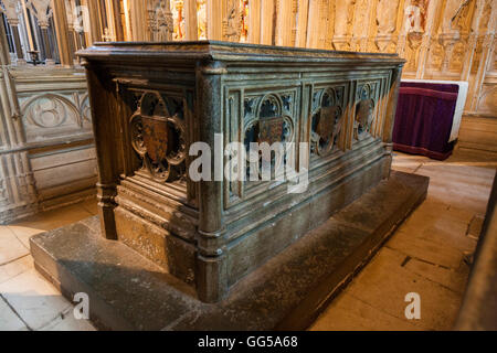 Das Grab von Arthur Prince Of Wales Bruder König 8. Henry VIII von England, in Worcester Kathedrale von Worcester. VEREINIGTES KÖNIGREICH. Stockfoto