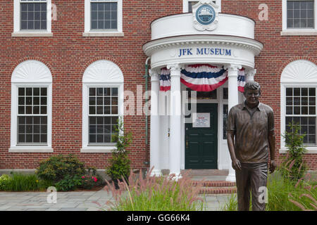 BOSTON, MASSACHUSETTS, USA - Juli 12,2016: The John F. Kennedy Hyannis Museum ist ein historisches Museum befindet sich am 397 Main Street Stockfoto