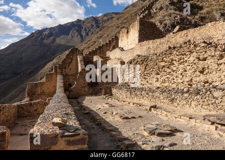 Inkaruinen von Ollantaytambo im Heiligen Tal, Peru Stockfoto
