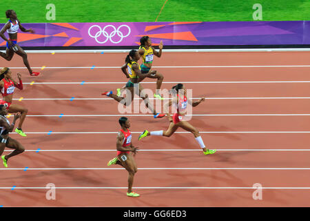 Allyson Felix, Vereinigte Staaten, Befugnisse, um die Goldmedaille zu gewinnen, Frauen 200m Finale, Stadion, London 2012, Olympische Spiele, London, UK Stockfoto