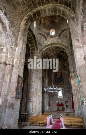 Innenraum der Surb Astvatsatsin Kirche am Kloster von Odzun in Armenien Stockfoto