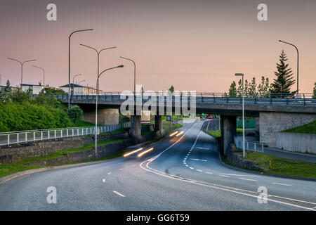 Karsnesbraut Brücke, Kopavogur, Island Stockfoto