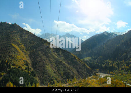 Seilbahn Berglandschaft Zentralasien-Kasachstan Stockfoto