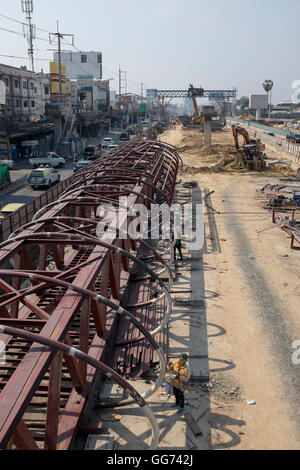 Straßenbau-Bauarbeiten im Zentrum von Pattaya Stockfoto