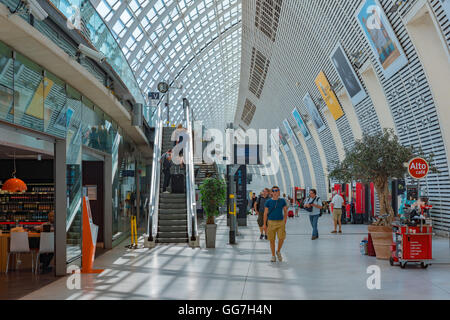 Avignon TGV-Bahnhof Stockfoto