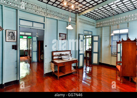 Bangkokian oder Bangkok Folk Museum befindet sich in Bangrak, Bangkok, Thailand. Stockfoto