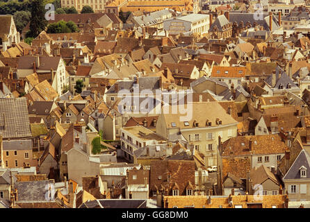 Blick auf Gekräht Dächer in Paris Frankreich Stockfoto