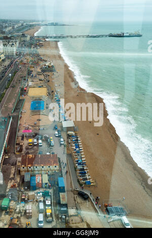 Brighton, East Sussex, UK. 3. August, 2016.View in Richtung Brighton Pier aus BA i360, Brighton. Bau ist noch nicht vollständig auf dem Gelände, aber die Fahrt öffnet für Besucher am 4. August 2016. Bildnachweis: Julia Claxton/Alamy Live-Nachrichten Stockfoto