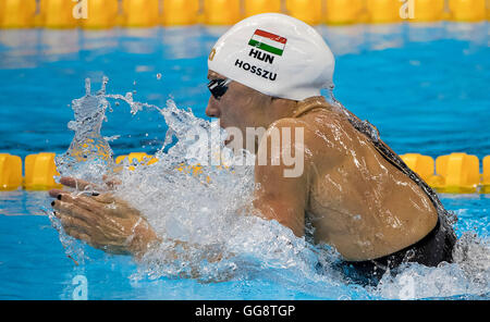 Rio De Janeiro, RJ, Brasilien. 9. August 2016. Olympia Schwimmen: Katinka Hosszu (HUN) schwimmt zur Goldmedaille in der Frauen 200m einzelnen Medley Finale Olympics Aquatics Stadion während der Spiele 2016 in Rio Olympischen Sommerspiele. Bildnachweis: Paul Kitagaki Jr./ZUMA Draht/Alamy Live-Nachrichten Stockfoto