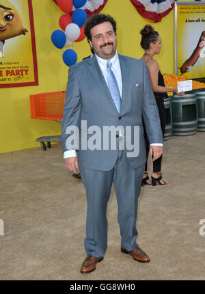 Los Angeles, Kalifornien, USA. 9. August 2016. Schauspieler David Krumholtz bei der Weltpremiere von "Wurst-Party" am Regency Village Theatre in Westwood. Bildnachweis: Sarah Stewart/Alamy Live-Nachrichten Stockfoto