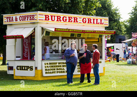 Händler warten auf einer Messe zu öffnen, Blaise Castle Estate, Bristol, UK Stockfoto