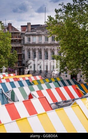 Lloyds Bank über den Markt in Norwich, Norfolk, England, Großbritannien, Uk Stockfoto