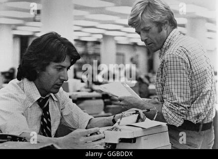 DIE UNBESTECHLICHEN des Präsidenten Männer USA 1976 die Journalisten Carl Bernstein (DUSTIN HOFFMAN) und Bob Woodward (ROBERT REDFORD) entdecken Sie die Details des Watergate-Skandals. aka. Die Unbestechlichen Stockfoto