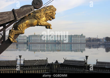 Blick von der Eremitage St. Petersburg über die Newa Stockfoto