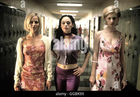 DER ZUCKERSÜSSE TOD / Jawbreaker USA 1999 / Darren Stein sterben Vier Freundinnen Courtney, Julie, Marcie Und Liz Sonnen Sich Im Ruhm, die Begehrtesten Mädchen der hoch - Schule Zu Sein. Ein Geburtstagscherz Zieht Jedoch Den Tod von Liz Nach Sich. Sterben Sie kindlichen Welt der Clique Gerät in Gefahr. Szene: Marcie Fox (JULIE BENZ), Courtney Shayne (ROSE McGOWAN) Und Farn Mayo (JUDY GREER). Regie: Darren Stein aka. Jawbreaker Stockfoto