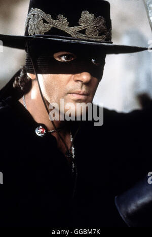 DIE MASKE DES ZORRO / die Maske des Zorro USA 1998 / Martin Campbell Ein Geheimnisvoller Mann Kämpft Mit Schwarzer Maske Und scharfen Klinge Gegen die Ungerechtigkeit: Zorro (ANTONIO BANDERAS). Regie: Martin Campbell aka. Maske des Zorro Stockfoto