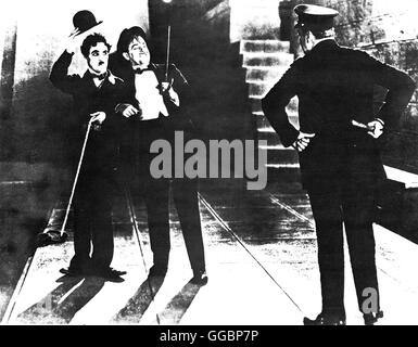 LICHTER DER GROßSTADT / Lichter der Umwandlungs-City Lights USA 1931 / Charles Chaplin Landstreicher Charlie (CHARLIE CHAPLIN) ist Hier als Retter Eines Millionärs (HARRY MYERS) Zu Sehen, der Nur Im Suff Freundschaft Und Großzügigkeit weitergeleitet. Sterben Sie TragiKomödie entwicklungspädagogische Zwischen 1928 Und 1931. Obwohl Sich Inzwischen der Filmtechnikum Etabliert wegdrücken, Blieb Charlie Beim Stumm Gedrehten Und Mit Musikalischen Effekten Untermalten Film. Damit Feierte er Einen Seiner edierte Publikumserfolge. Regie: Charles Chaplin aka. Lichter der Stadt Stockfoto