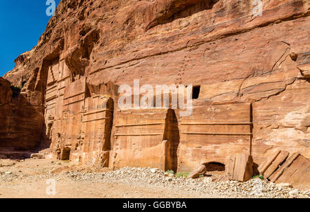Straße von Fassaden in Petra. UNESCO-Weltkulturerbe in Jordanien Stockfoto