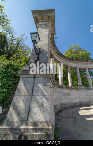 Ein Denkmal auf dem Gellert-Berg in Budapest Stockfoto