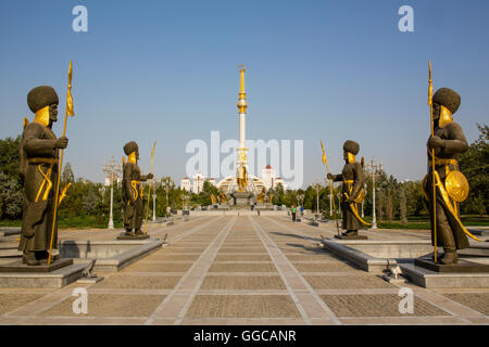 Geographie/Reisen, Turkmenistan Aschgabat, Independence Monument, Additional-Rights - Clearance-Info - Not-Available Stockfoto