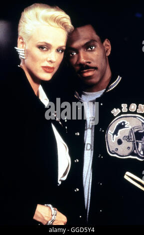 BEVERLY HILLS COP / Beverly Hills Cop USA 1987 / Tony Scott Den Ungewöhnlichen Detroiter Polizist Axel Foley (EDDIE MURPHY) Modellbetrieben Ein Hilferuf aus Californien. In Beverly Hills Werden Banken Und Juweliere von Einer Bande Heimgesucht. Eine erfolgssichere Sporn Führt Foley Zum Örtlichen Schützenverein. Sterben Sie Schießwütige Walküre Karla (BRIGITTE NIELSEN) Scheint Die Chefin der Bande Zu Sein. Doch Bevor Foley IGV Das Handwerk Legen Kann, Wird Ein Mordanschlag Auf Ihn Verübt... Regie: Tony Scott aka. Beverly Hills Cop Stockfoto