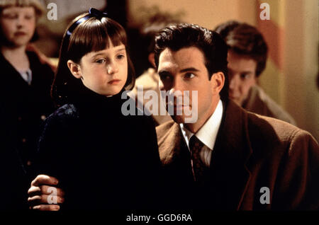 DAS WUNDER VON MANHATTAN / Wunder auf 34th Street USA 1994 / Les Mayfield sterben Sechsjährige Susan (MARA WILSON) Wünscht Sich Nichts Sehnlicher als Einen Vater. Szene Mit DYLAN McDERMOTT als Bryan Bedorf. Regie: Les Mayfield aka. Miracle On 34th Street Stockfoto