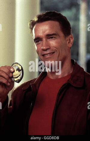 LAST ACTION HERO / Last Action Hero USA 1993 / John McTiernan Action-Held Jack Slater (ARNOLD SCHWARZENEGGER) Regie: John McTiernan aka. Last Action Hero Stockfoto