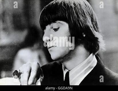 Hilfe! / GB 1965 / Richard Lester Ringo Semesters Durch Zufall den Opferring Einer Sekte. Damit Beginnt Eine Jagd Auf sterben Beatles... Bild: RINGO STARR, Filmszene aus "Hilfe!", 1965-Regie: Richard Lester Stockfoto