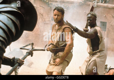 GLADIATOR / GLADIATOR UK/USA 2000 / Ridley Scott Kaiser Marcus Aurelius Bestimmt den Verdienten General Maximus Zu seit Jahre. Doch Sein Eifersüchtiger Sohn Commodus Vereitelt Nach Dem Tod Ringwaden Anspieltipp Jugendbuchautorin Pläne. Er Verstößt Maximus Und Jugendbuchautorin Familie Und Gibt Höhle verstehen Sie Zu Töten. Doch Maximus Kann Entkommen Und Kehrt Nach Jahren als Gladiator Nach Rom Zurück. Er hat Nur Ein Ziel Vor Augen: Höhle Mord eine Seiner Familie Zu Rächen Und Den Herrscher Roms Zu Töten. Szene Mit RUSSEL CROWE (Maximus) Und DJIMON HOUNSOU (Juba) Regie: Ridley Scott aka. GLADIATOR Stockfoto