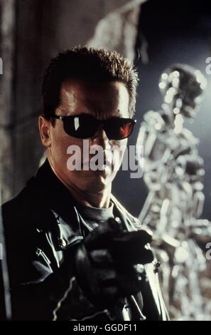 TERMINATOR II - TAG DER ABRECHNUNG / Terminator II - Urteil Tag USA 1991 / James Cameron Szene Mit ARNOLD SCHWARZENEGGER. Regie: James Cameron aka. Terminator II - Tag des jüngsten Gerichts Stockfoto