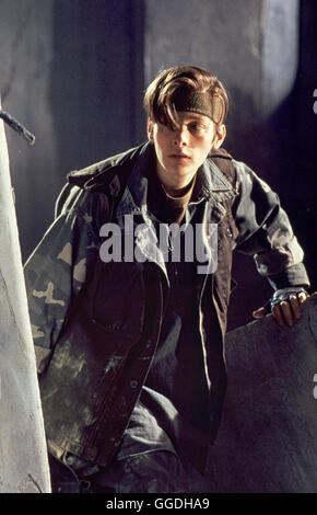 TERMINATOR II - TAG DER ABRECHNUNG / Terminator II - Urteil Tag USA 1991 / James Cameron Szene Mit EDWARD FURLONG (John Connor). Regie: James Cameron aka. Terminator II - Tag des jüngsten Gerichts Stockfoto