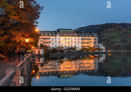 Zell am See: Grand Hotel am See Zeller See, Österreich, Salzburg, Pinzgau Stockfoto