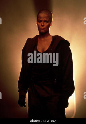 ALIEN 3 / Alien 3 USA 1992 / David Fincher SIGOURNE WEAVER als Officer Ripley Regie: David Fincher aka. Alien 3 Stockfoto