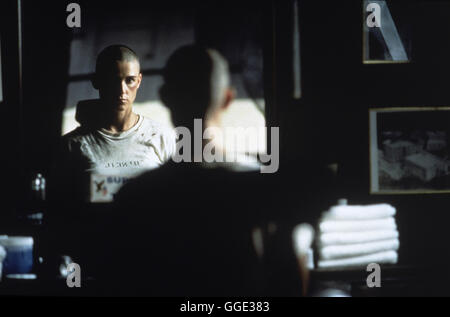 STERBEN AKTE JANE / Navy Cross USA 1997 / Ridley Scott DEMI MOORE als Marine-folgten Lt. Jordan O' Neil Regie: Ridley Scott aka. Marine-Kreuz Stockfoto