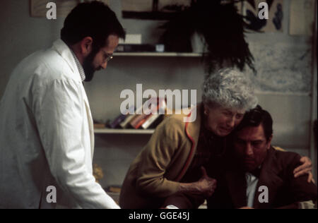 ZEIT DES ERWACHENS / Awakenings USA 1990 / Penny Marshall ROBIN WILLIAMS (Dr. Sayer), RUTH NELSON (Frau Lowe), ROBERT DE NIRO (Leonard Lowe), in "Zeit des Erwachens", 1990. Regie: Penny Marshall aka. Zeit des Erwachens Stockfoto