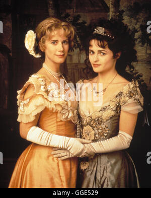 WAR IHR WOLLT / Twelfth Night USA 1996 / Trevor Nunn Viola (IMOGEN STUBBS) Und Olivia (HELENA BONHAM CARTER) Regie: Trevor Nunn aka. Twelfth Night Stockfoto