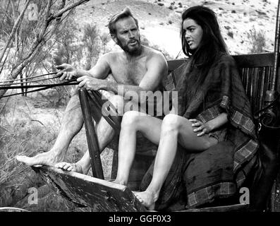 PLANET DER AFFEN / Planet Of The Apes USA 1967 / Franklin J. Schaffner CHARLTON HESTON (Taylor), LINDA HARRISON (Nova), in "Planet der Affen", 1967. Regie: Franklin J. Schaffner aka. Planet der Affen Stockfoto