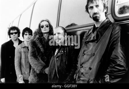 Immer noch verrückt / Still Crazy USA 1998 / Brian Gibson Die Band "Strange Fruit": STEPHEN REA, HANS MATHESON, BILL NIGHY, TIMOTHY SPALL, JIMMY NAIL in "Still Crazy", 1998. Regie: Brian Gibson aka. Still Crazy Stockfoto